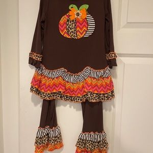 RARE EDITIONS - PUMPKIN RUFFLE OUTFIT